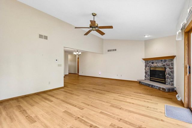 2908 Valley AVENUE, West Bend, WI 53095