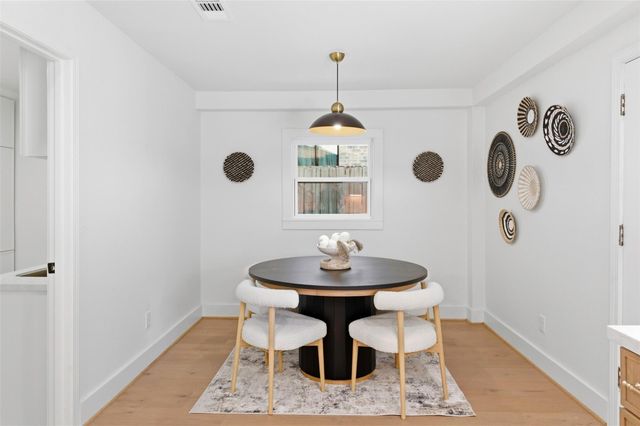 2210 Wakefield Drive, Houston, TX 77018