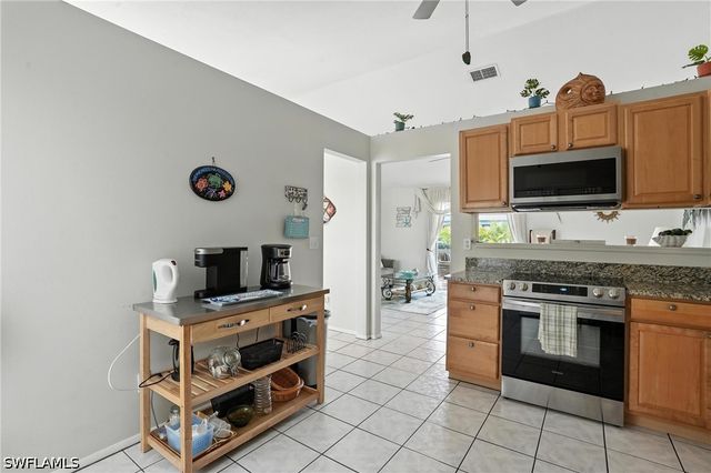 324 NW 24th TER, Cape Coral, FL 33993