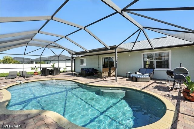 324 NW 24th TER, Cape Coral, FL 33993