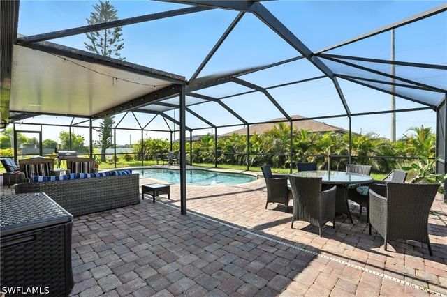 324 NW 24th TER, Cape Coral, FL 33993