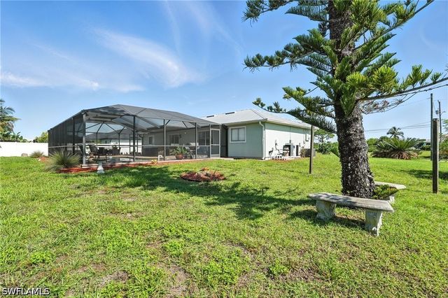 324 NW 24th TER, Cape Coral, FL 33993