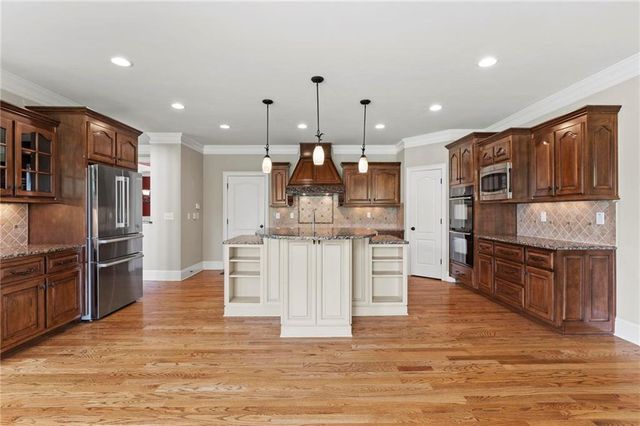 2602 Alcovy Club Dr, Dacula, GA 30019