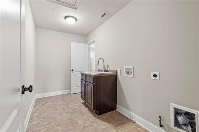 2602 Alcovy Club Dr, Dacula, GA 30019