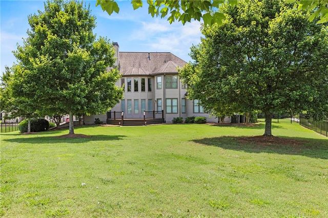 2602 Alcovy Club Dr, Dacula, GA 30019