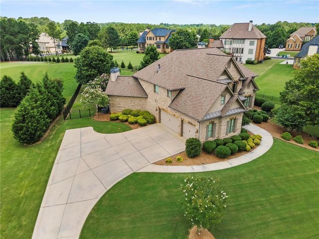 2602 Alcovy Club Dr, Dacula, GA 30019