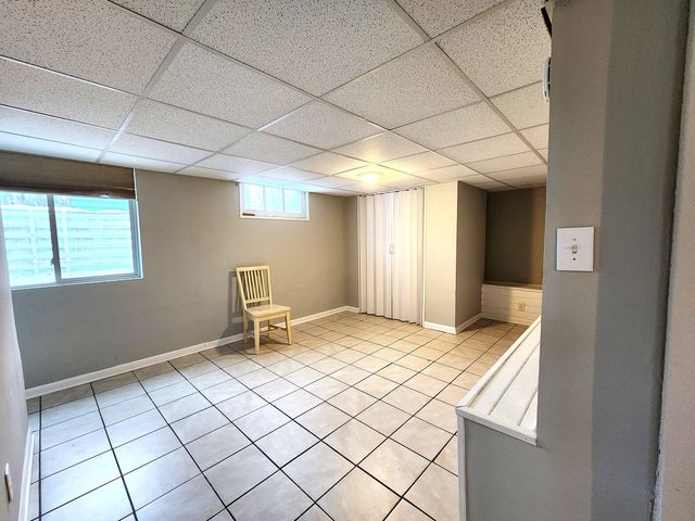 365 Vandalia Street, Elgin, IL 60123