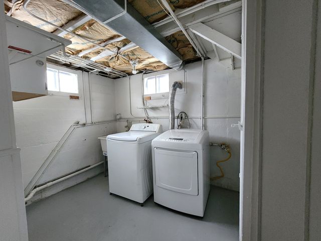 365 Vandalia Street, Elgin, IL 60123