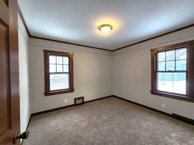 365 Vandalia Street, Elgin, IL 60123