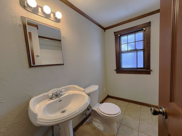 365 Vandalia Street, Elgin, IL 60123