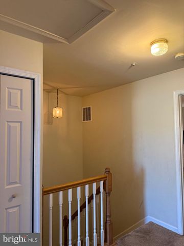 2572 ENTERPRISE PL, Waldorf, MD 20601