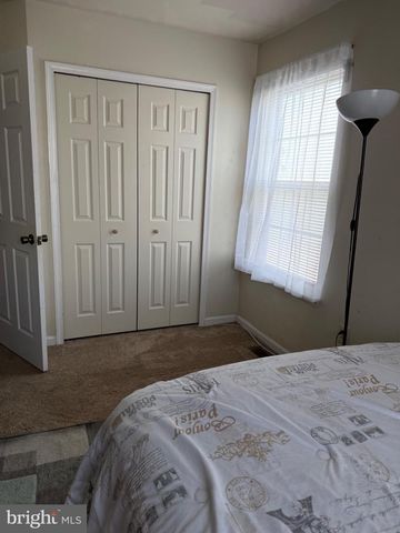 2572 ENTERPRISE PL, Waldorf, MD 20601