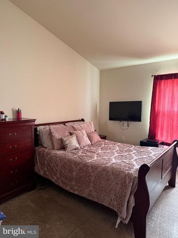 2572 ENTERPRISE PL, Waldorf, MD 20601