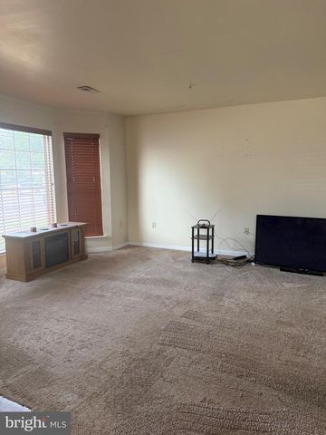 2572 ENTERPRISE PL, Waldorf, MD 20601