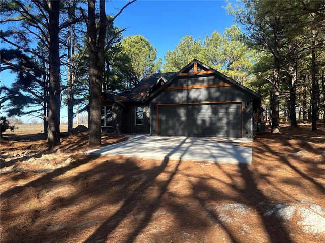 9380 Tallpines Road, Noble, OK 73086