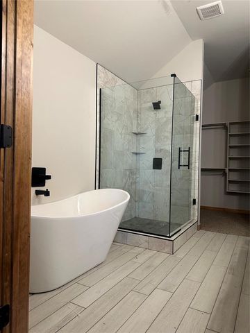 9380 Tallpines Road, Noble, OK 73086