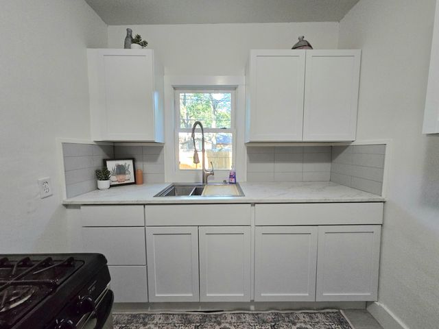 2933 Leahy Street, Muskegon Heights, MI 49444