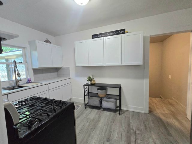 2933 Leahy Street, Muskegon Heights, MI 49444