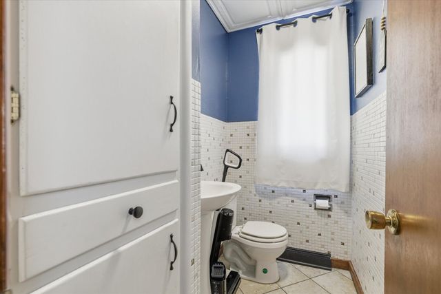 815 Carlton Avenue, Mountain Grove, MO 65711