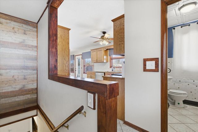 815 Carlton Avenue, Mountain Grove, MO 65711