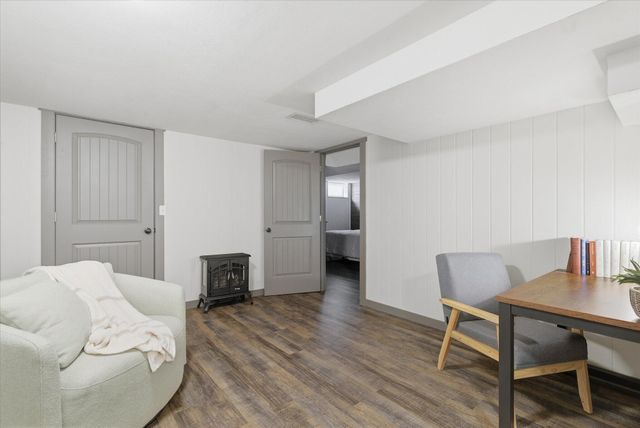 815 Carlton Avenue, Mountain Grove, MO 65711