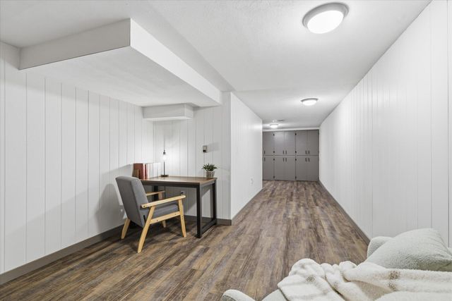 815 Carlton Avenue, Mountain Grove, MO 65711