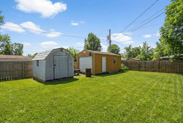 815 Carlton Avenue, Mountain Grove, MO 65711