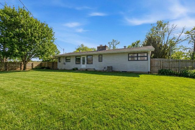 815 Carlton Avenue, Mountain Grove, MO 65711