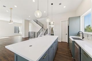 1525 Caywood Lane E, Houston, TX 77055