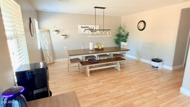 4050 E SILVERBELL Road, San Tan Valley, AZ 85143