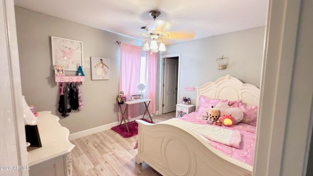 4050 E SILVERBELL Road, San Tan Valley, AZ 85143