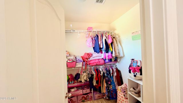 4050 E SILVERBELL Road, San Tan Valley, AZ 85143