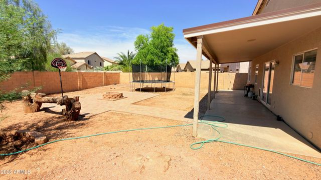 4050 E SILVERBELL Road, San Tan Valley, AZ 85143
