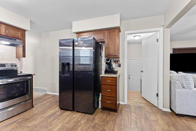 2108 72nd STREET, West Allis, WI 53219