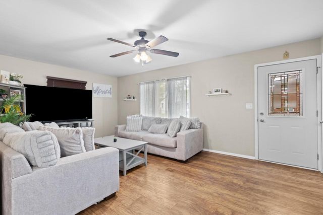 2108 72nd STREET, West Allis, WI 53219