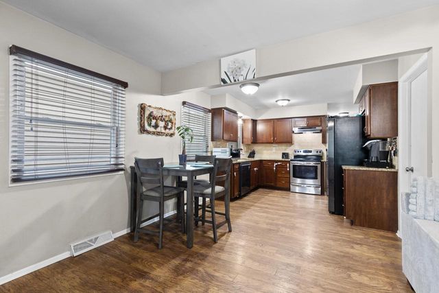 2108 72nd STREET, West Allis, WI 53219