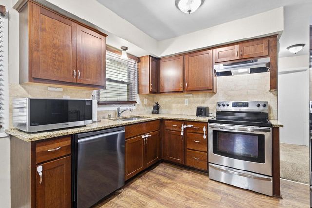 2108 72nd STREET, West Allis, WI 53219