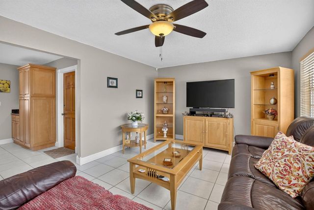 1851 NW 106TH Avenue, Pembroke Pines, FL 33026