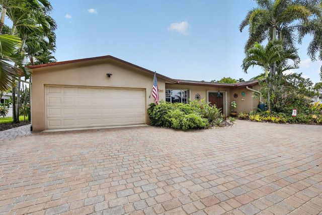 1851 NW 106TH Avenue, Pembroke Pines, FL 33026