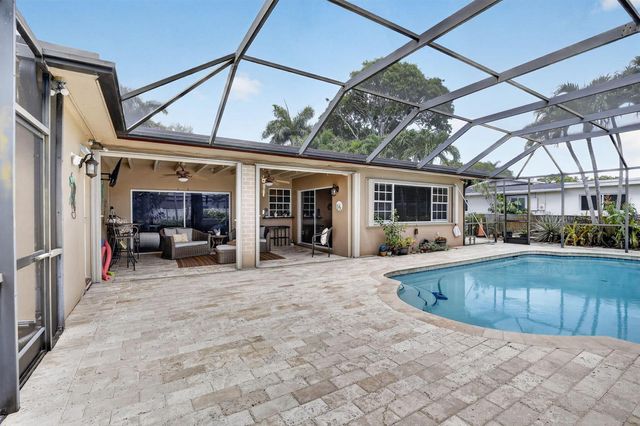 1851 NW 106TH Avenue, Pembroke Pines, FL 33026