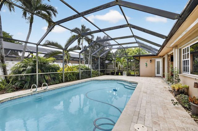 1851 NW 106TH Avenue, Pembroke Pines, FL 33026