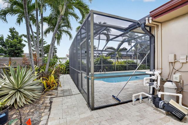 1851 NW 106TH Avenue, Pembroke Pines, FL 33026