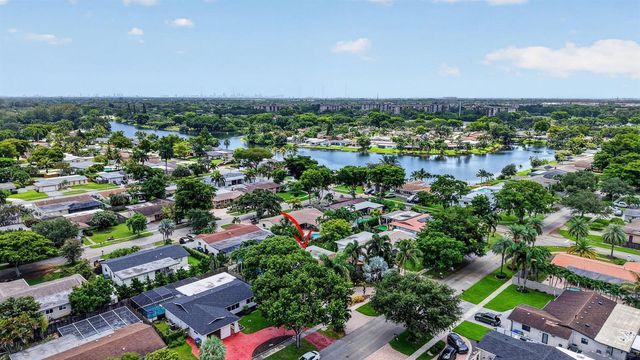 1851 NW 106TH Avenue, Pembroke Pines, FL 33026