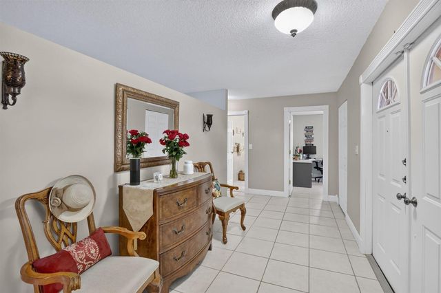 1851 NW 106TH Avenue, Pembroke Pines, FL 33026