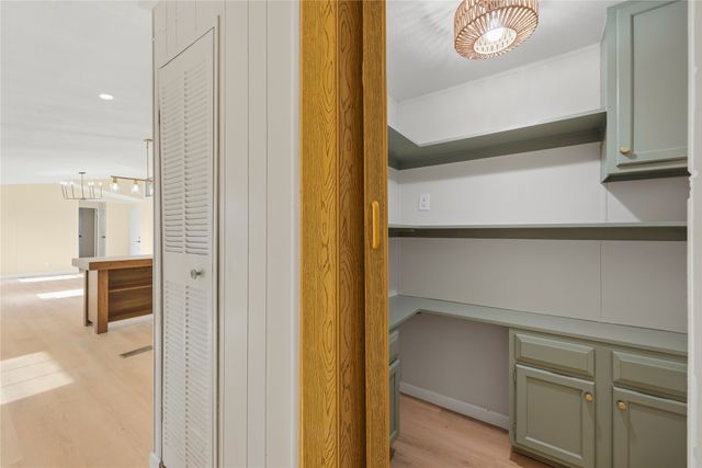 821 Flamingo Road, Granbury, TX 76049