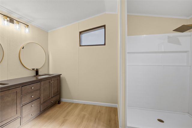 821 Flamingo Road, Granbury, TX 76049