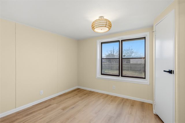 821 Flamingo Road, Granbury, TX 76049