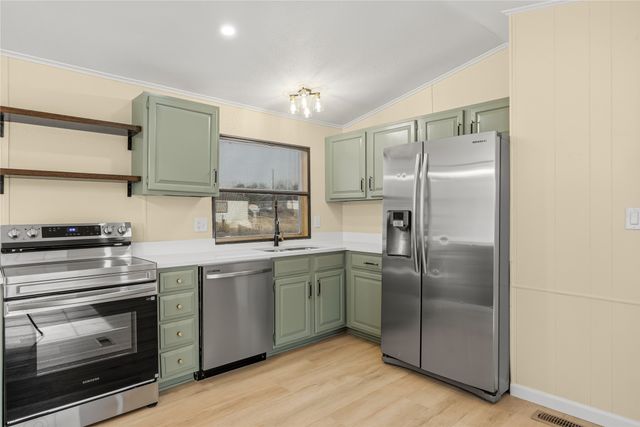 821 Flamingo Road, Granbury, TX 76049