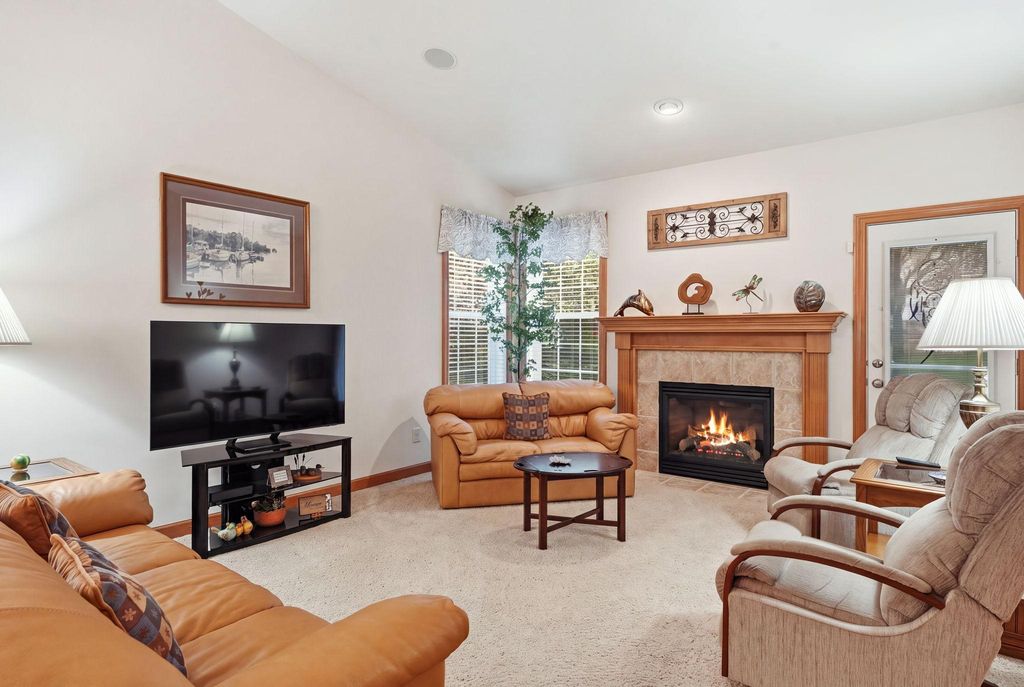 7147 Arthur Drive, Woodbury, MN 55125 — photo 3