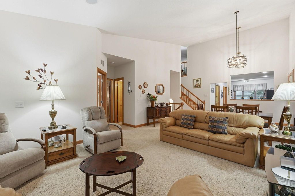 7147 Arthur Drive, Woodbury, MN 55125 — photo 5